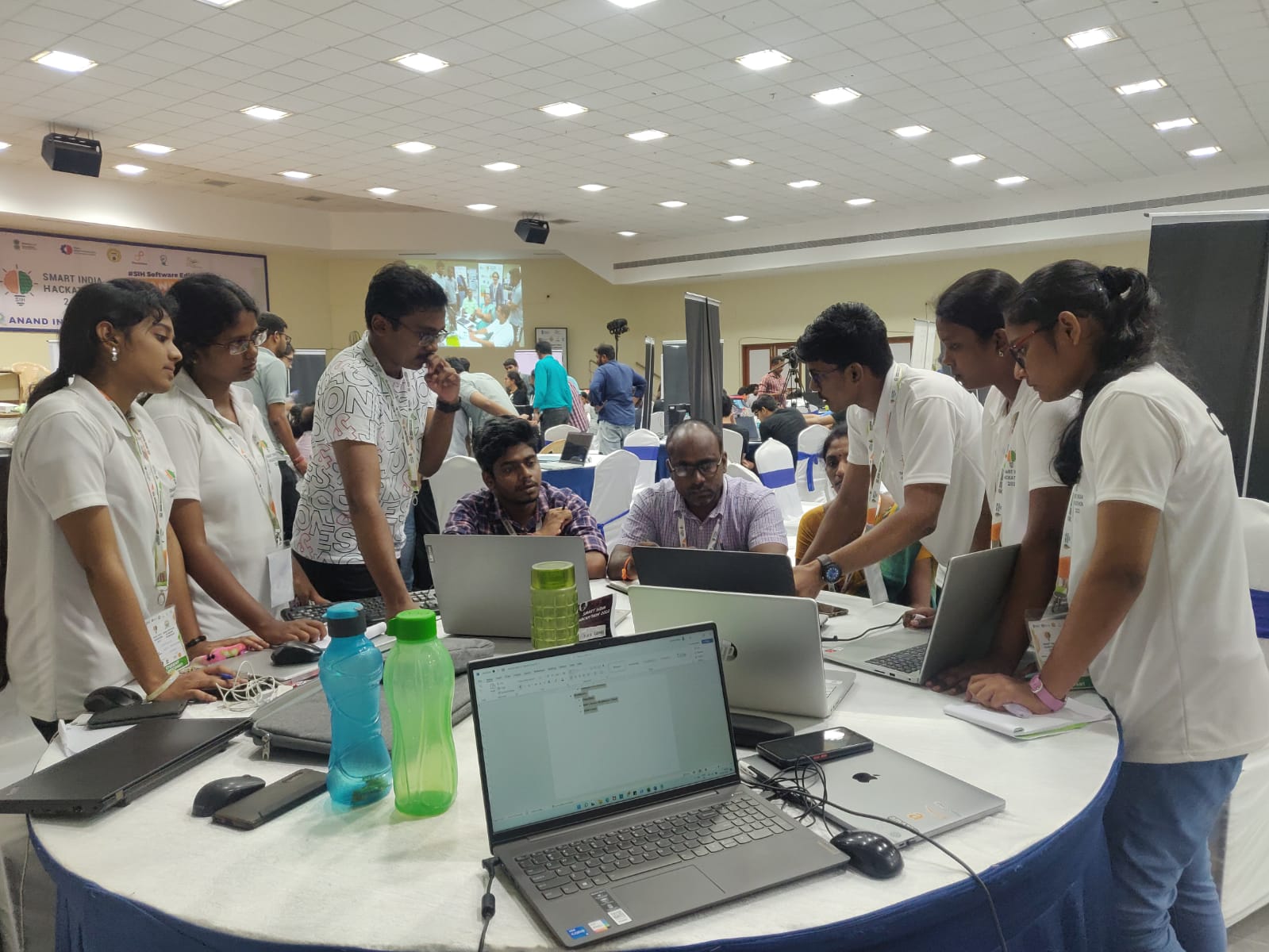 Sathiyaraman M & Team at SIH 2022